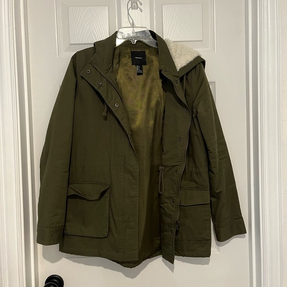 Forever 21 Olive Utility Jacket with Shearling Hood Size S - Picture 7 of 7